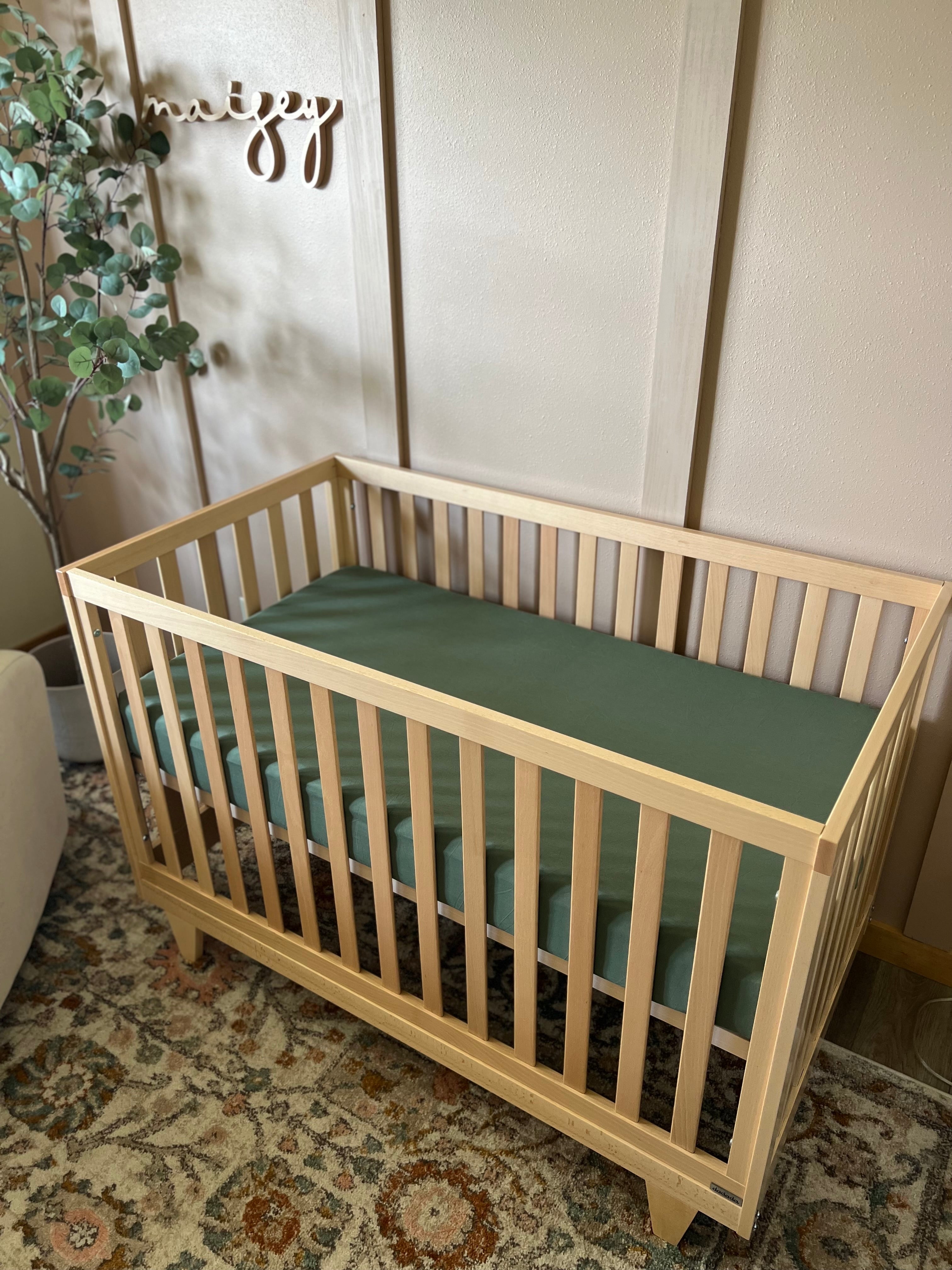 Green best sale crib sheets