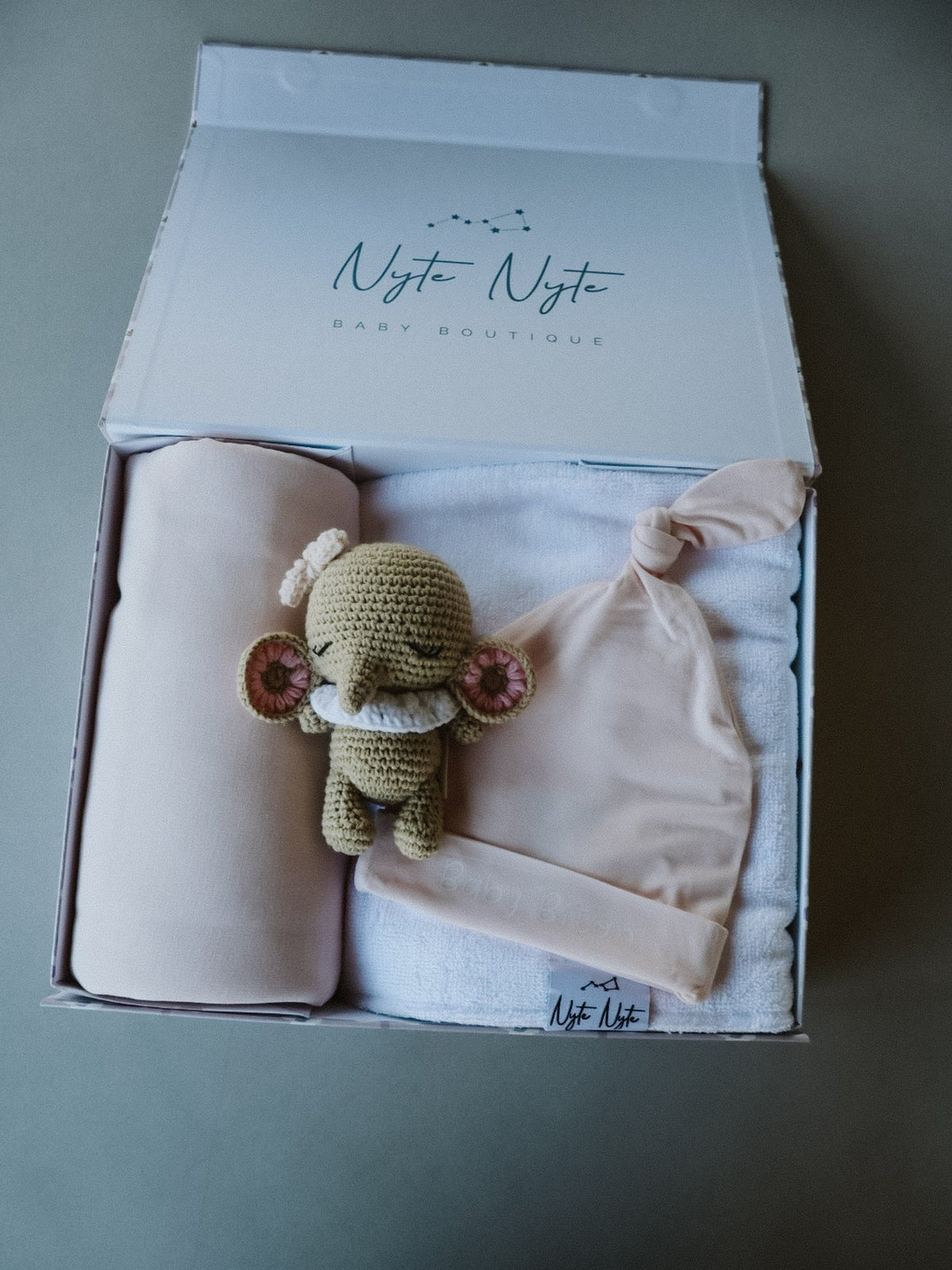 $120 Neutral Gift Set